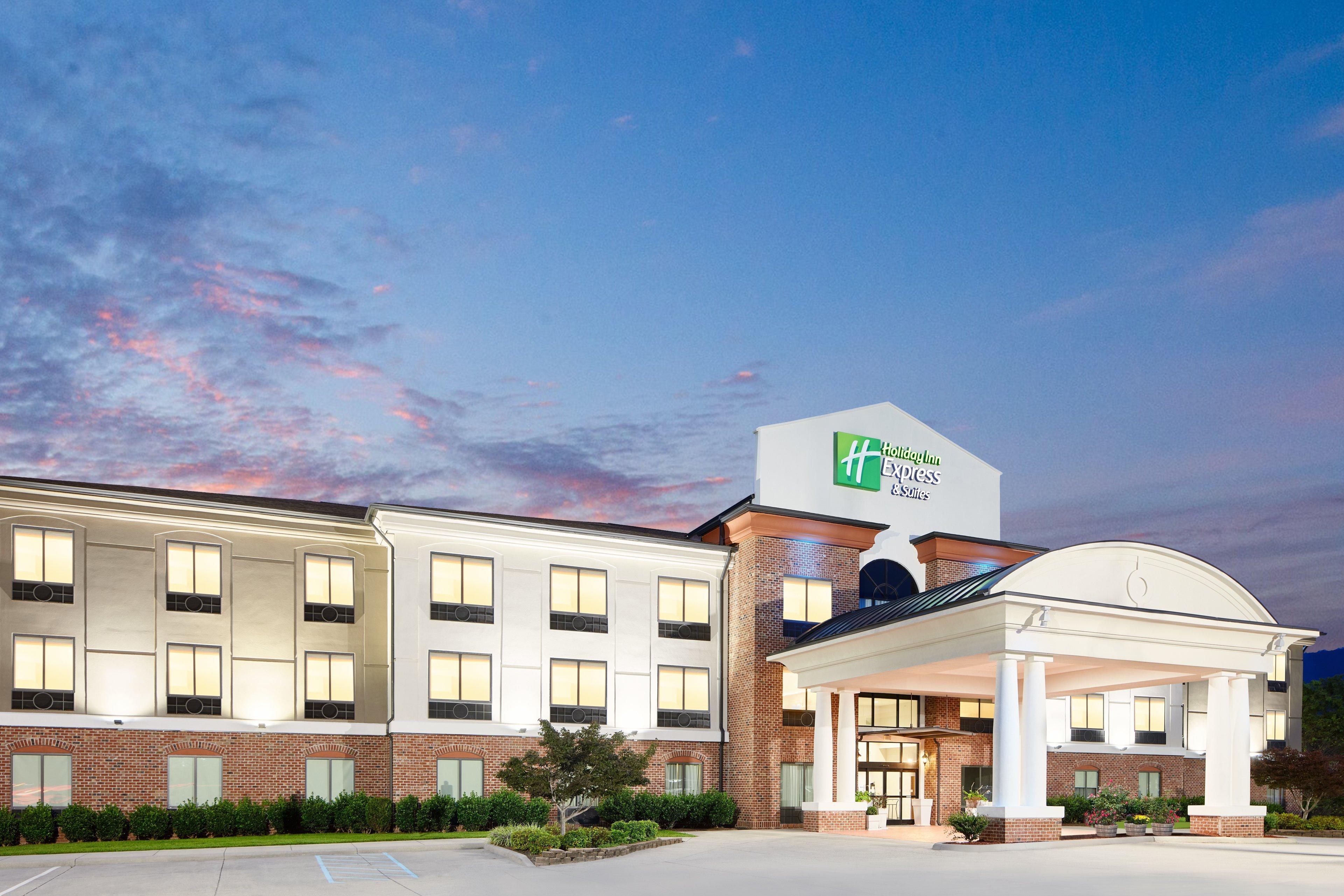 Holiday Inn Express Hotel & Suites Salem By Ihg Buitenkant foto